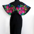 Czarna kimonowa sukienka w kwiaty FOLK