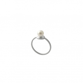 Srebrny pierścionek z perłą Adriana Just